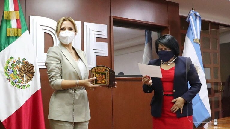 Fabiola Yañez se reunió con autoridades de la asistencia social a la niñez