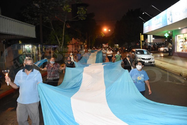Docentes ratificaron acampe en San José