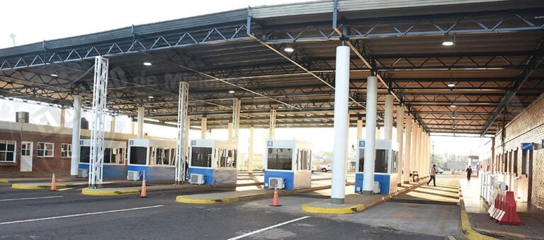 “Las fronteras deben seguir cerradas”