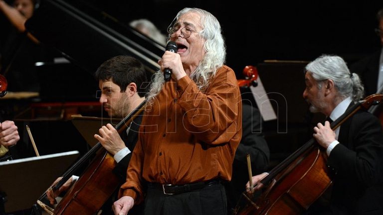 La música conmovida por la lesión cerebral sufrida por el baterista Rodolfo García