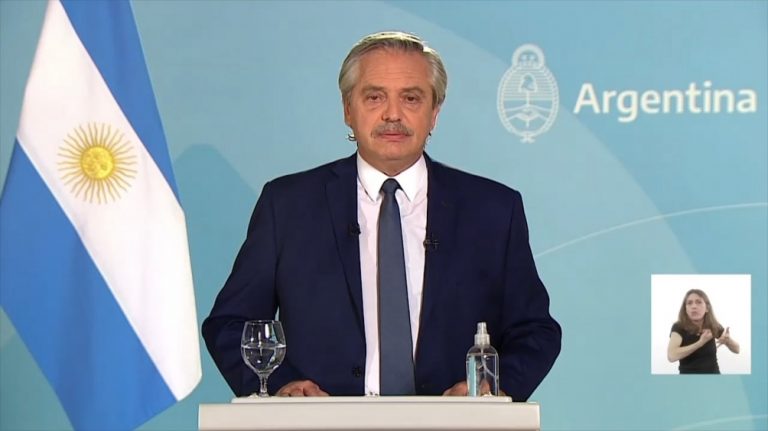 Alberto Fernández había anunciado esta inciiativa durante el anuncio de la extensión de las restricciones.
