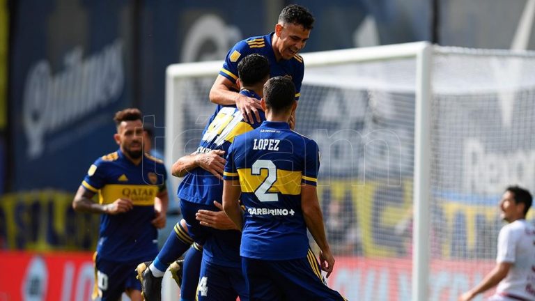 Boca adentro y River stand by