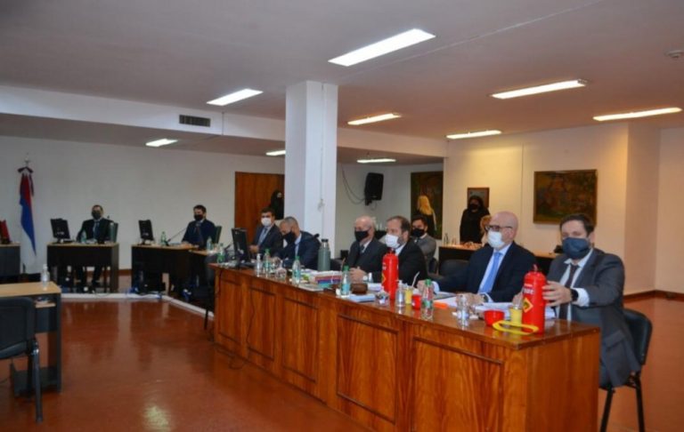 Relatos idénticos apuntaron a que Fragueiro abusó de su cargo y de la superioridad física