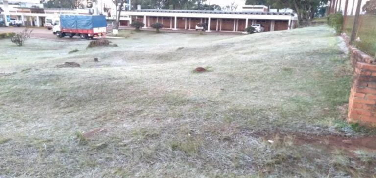 Dos grados bajo cero en Bernardo de Irigoyen que amaneció blanca y se convirtió en el punto más frío