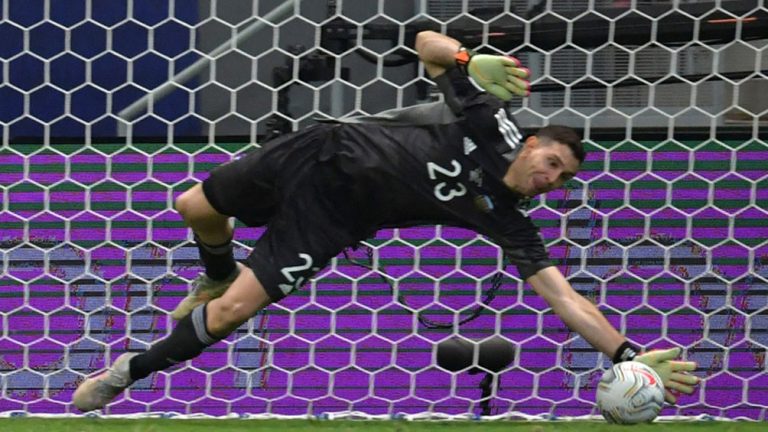 Video: Los penales de una noche consagratoria para la Argentina