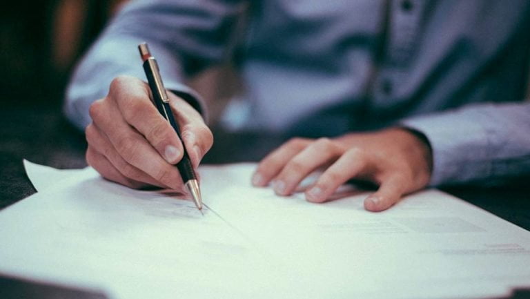 El Gobierno modificó el sistema de libre elección de obra social de los trabajadores