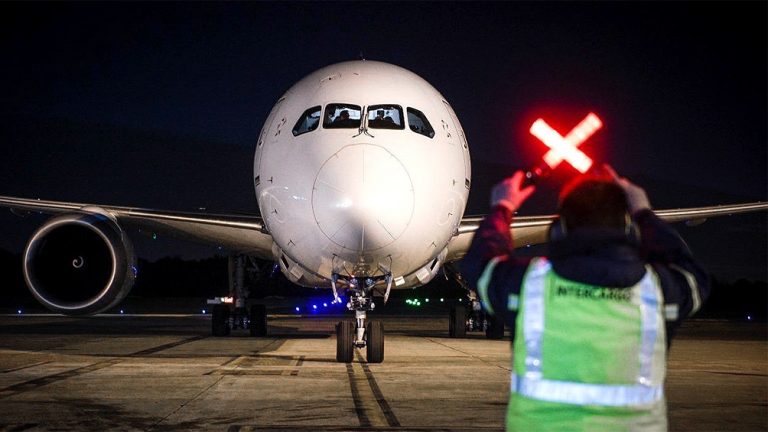 Llegaron más de 730 mil vacunas de AstraZeneca y Argentina se acerca a las 30 millones de dosis