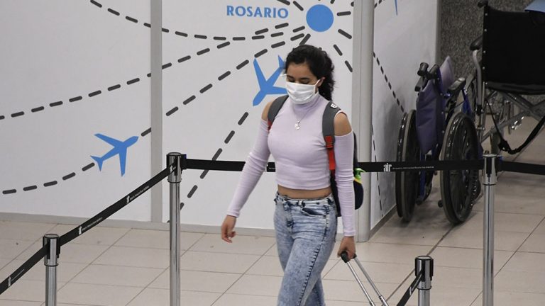 Barbijos: claves para saber cuándo habrá que seguir usándolos y por qué son importantes