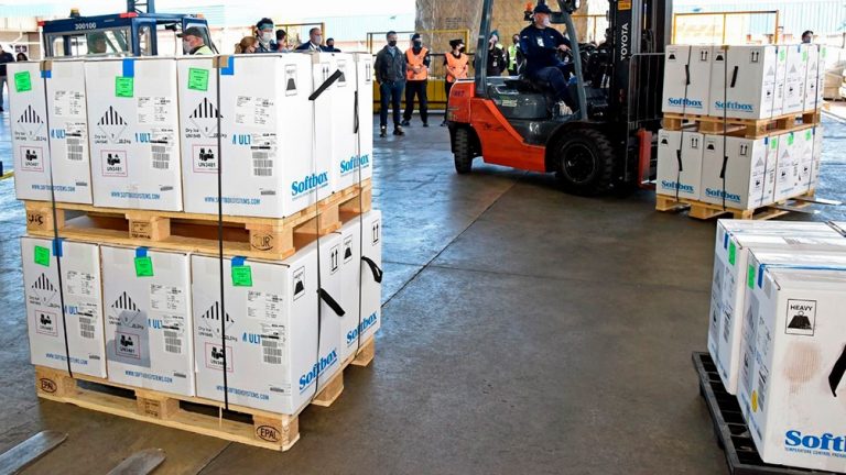 Llegaron al país más de 160 mil dosis de Pfizer