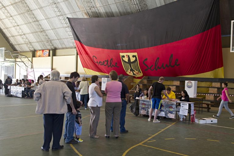 Los principales intendentes de Paraguay fueron reelectos en duras elecciones