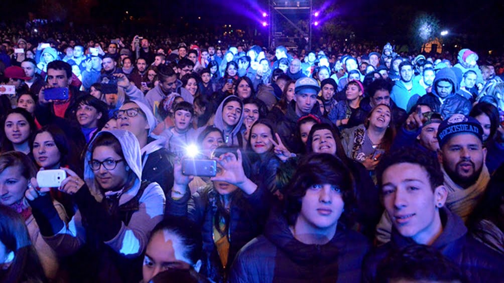El programa está dirigido a beneficiarios de todos los niveles del Programa de Respaldo a Estudiantes de Argentina y a titulares de la Asignación Universal por Hijo/a