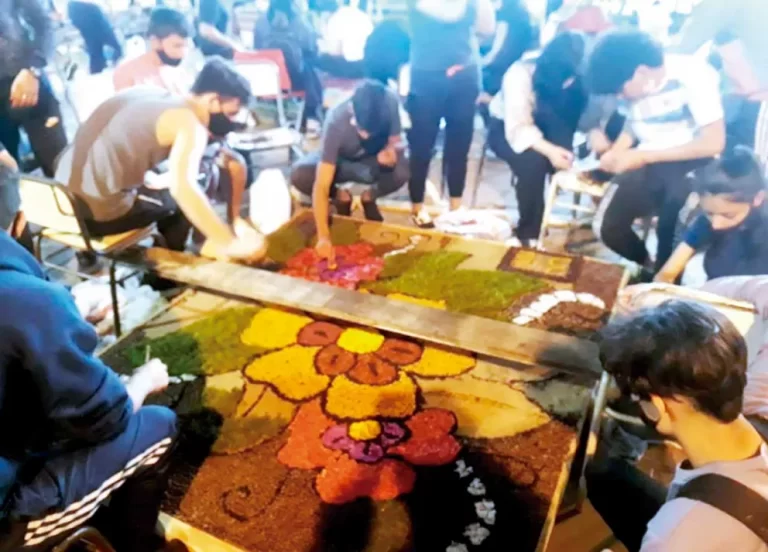 El BOP 5 de Candelaria se lució con sus alfombras florales