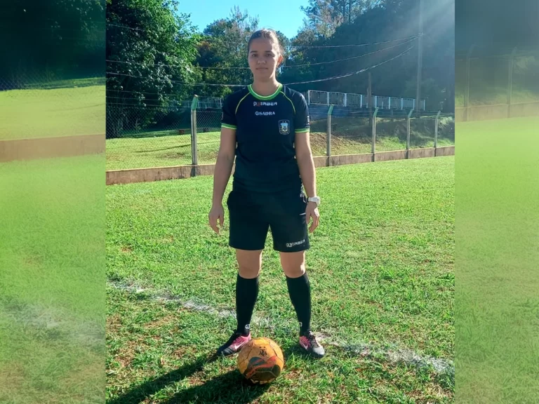 Laura Mattive, árbitra: “ser árbitro no es solo de hombres, todos tenemos derechos y a mí me gusta el fútbol”