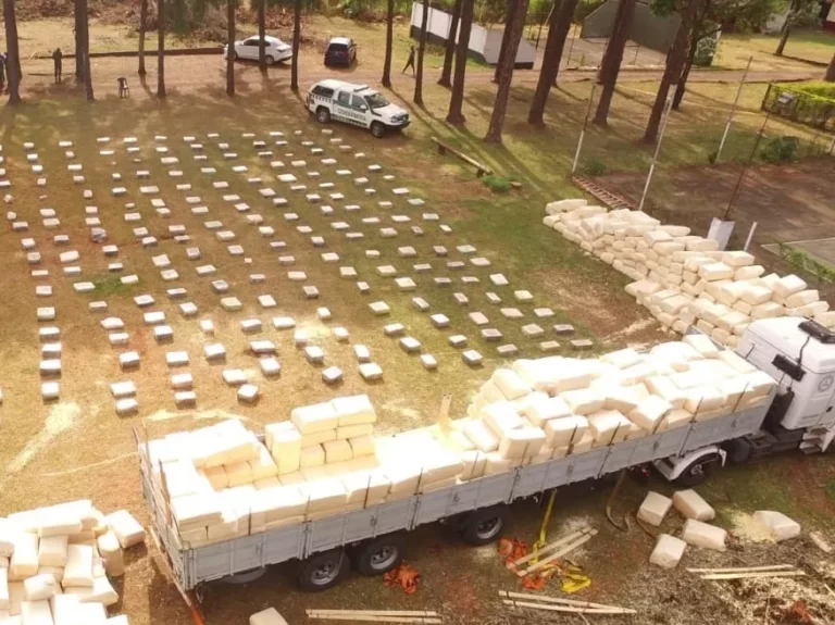 Gendarmería incautó otra carga de marihuana con ladrillos del PCF