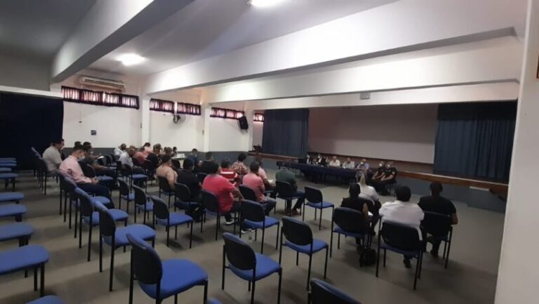 Policías y penitenciarios rechazan el aumento propuesto por el gobierno provincial