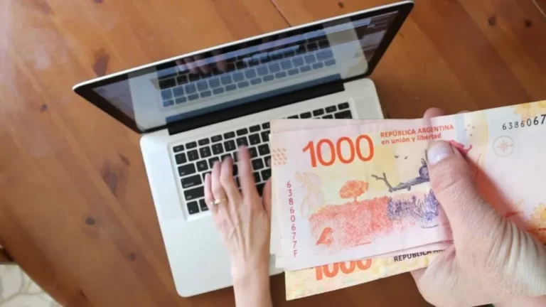 Pagos de $5.677 y computadoras gratis para un grupo Anses