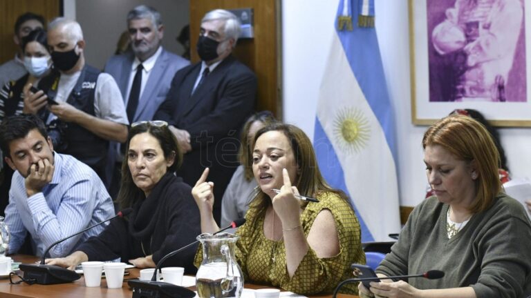 Una de las primeras reuniones de la Comisin que debatir la modificacin de la norma de alquileres