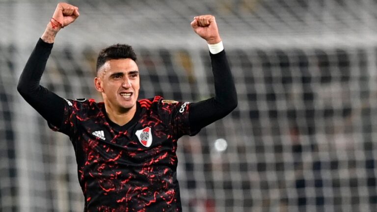 River superó en el final a Colo Colo en Chile y quedó muy cerca de la clasificación a octavos