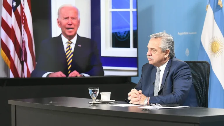 Alberto Fernández recibió la invitación oficial para la Cumbre de las Américas y aún medita su respuesta a Joseph Biden