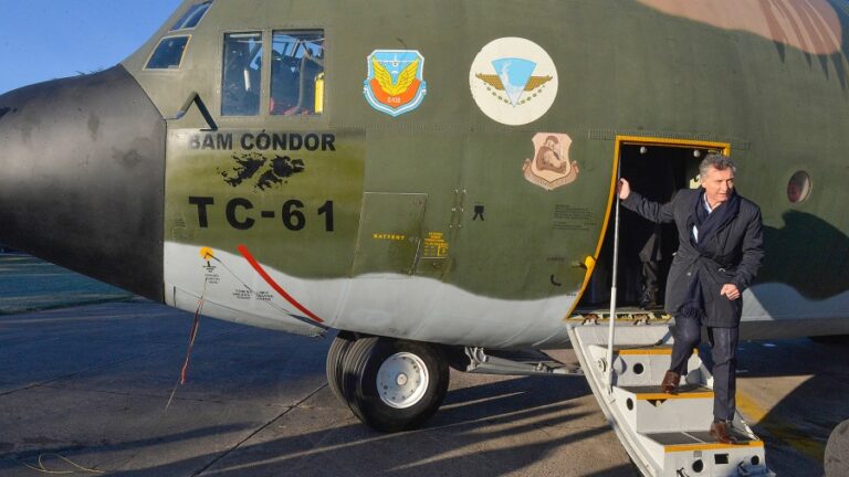 Evo Morales acusó a Macri de «enviar armas a Bolivia para apoyar a Áñez»