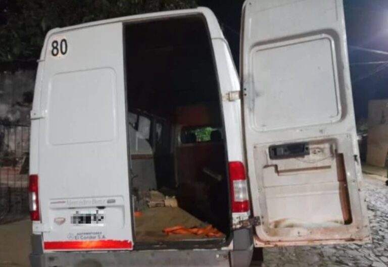 Individuo fue detenido cuando intentaba robar objetos de un vehículo