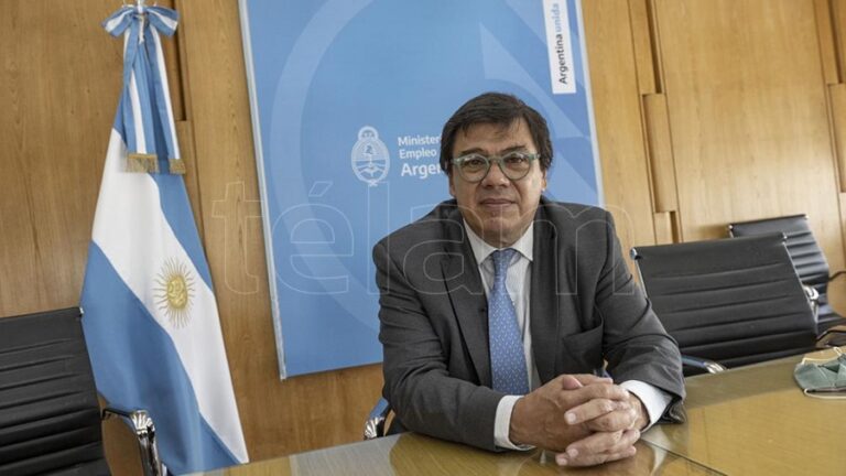 El salario mínimo será de $51.200 a partir de septiembre