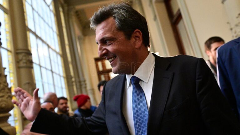 El Presidente le toma hoy juramento a Sergio Massa como ministro de Economía