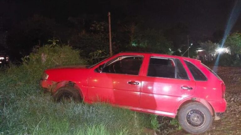 Recuperan un vehículo robado a punta de pistola a un remisero en Garupá