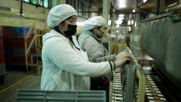 Desarrollo Social oficializó la compatibilidad entre las becas Progresar y el Potenciar Trabajo