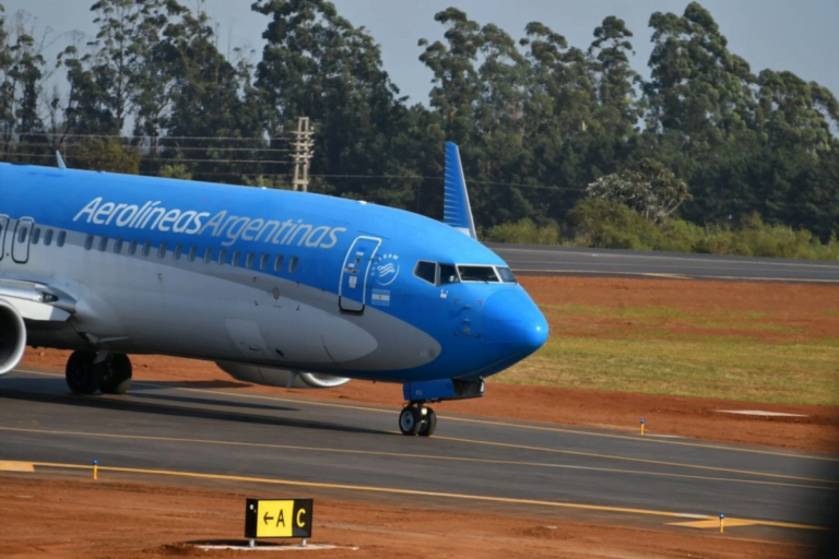 Volvieron los vuelos a Posadas después de más de tres meses de obras en el aeropuerto