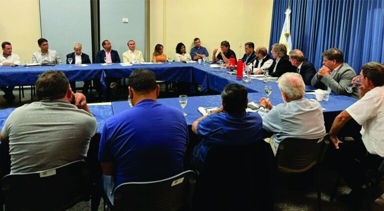 Productores de tabaco avalan medidas de la AFIP