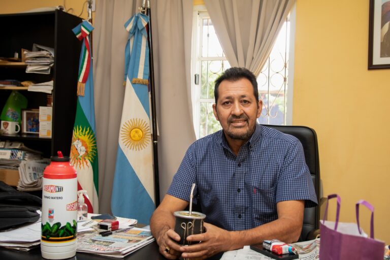 Carlos Flores Sigue como Intendente de la ciudad de Candelaria