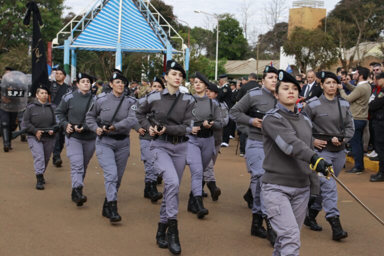 Candelaria conmemoró el Día de la Bandera con un imponente desfile cívico-militar