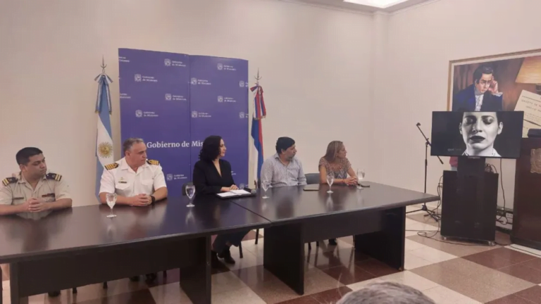 Diana Amarilla presentó su canción «La Reina de los Mares», un homenaje a los tripulantes del ARA San Juan