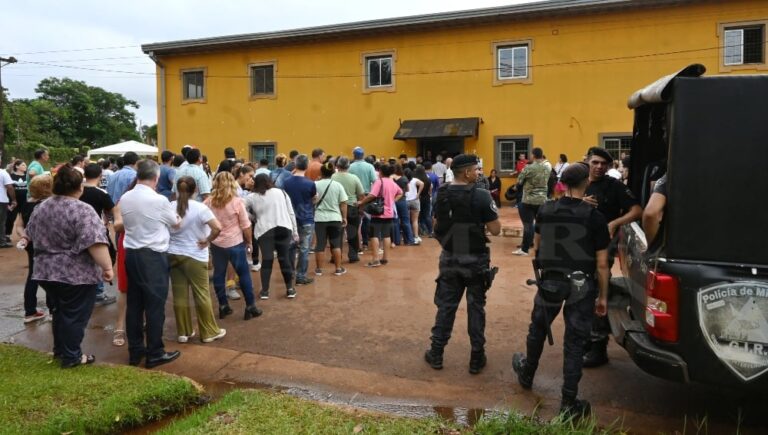 Tensión y Violencia en la Asamblea de la Coscal: Redka se Impone