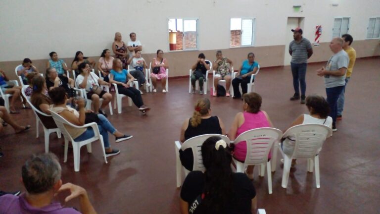 Artesanos y Feriantes Se Preparan para Ofrecer sus Productos en el mes de Mayo