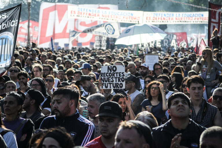 Más de un millón de personas en la segunda marcha federal universitaria