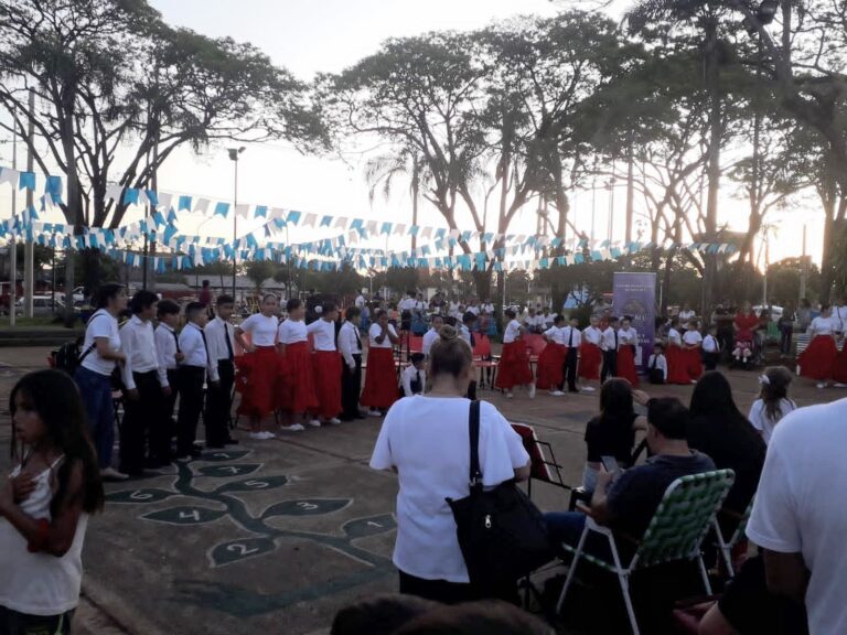 Candelaria Celebra la Tradición: Una Fiesta que Une a la Comunidad