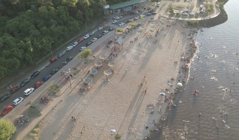 Playa Sarandí: Un Destino Imperdible con Encanto Familiar y Eventos Únicos