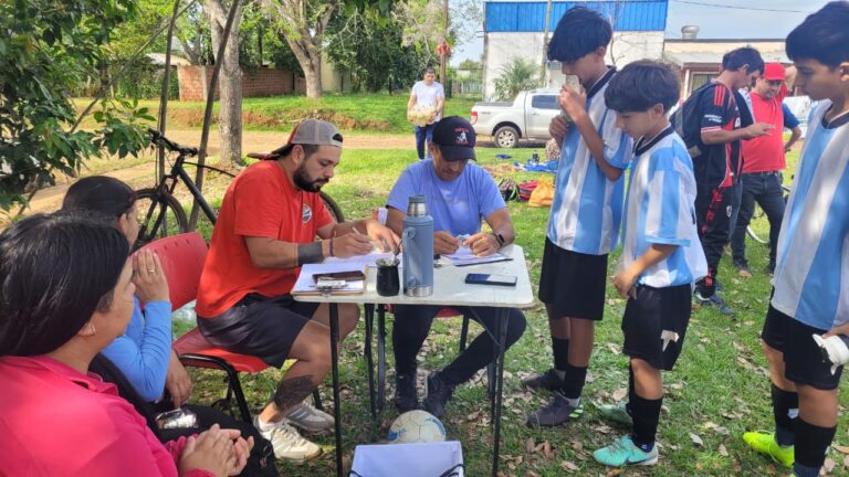 Candelaria vivió la primera fecha del Campeonato Infantil Interbarrial de Fútbol