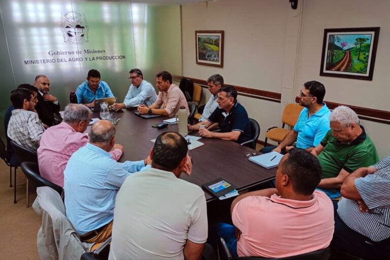 Misiones reunió a la Mesa Tabacalera y pidió a Nación definiciones urgentes por los recursos del FET